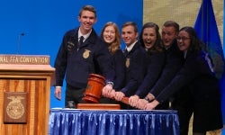 2018-19 National Officers (Gavel Shot)