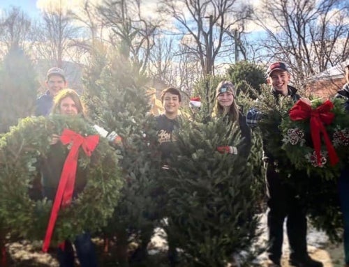 Member-Run Holiday Market Spreads Cheer