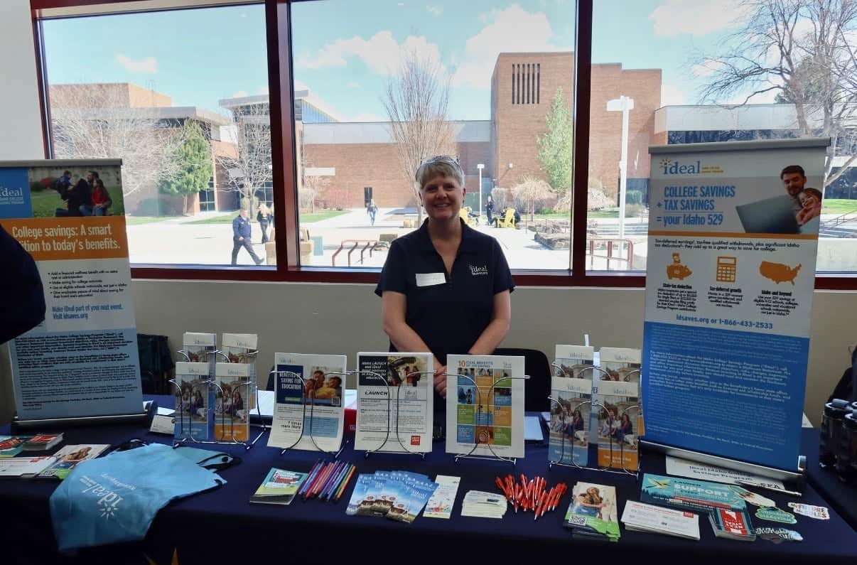 A representative from the Ideal Idaho College Savings Program.