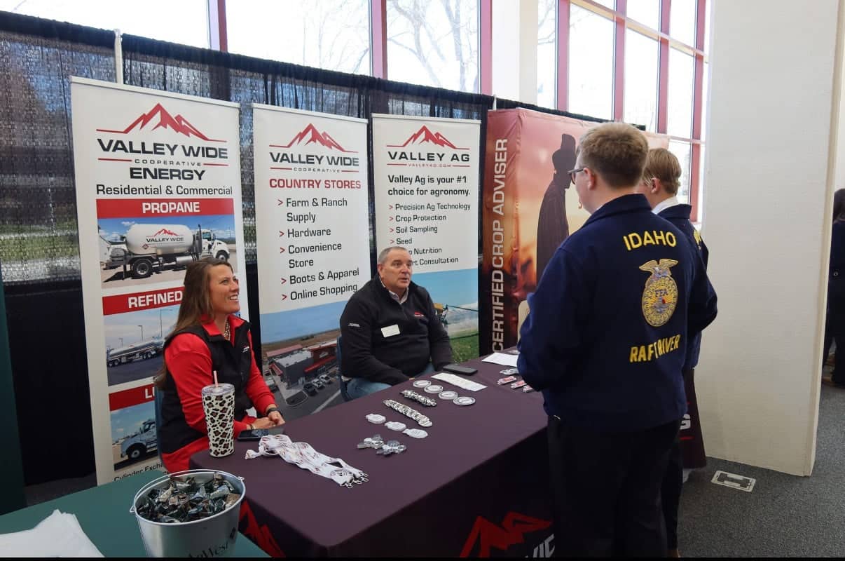 Students learn about Valley Wide Cooperative.