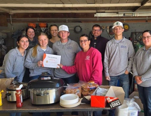 Riverside FFA Feeds the Farmers