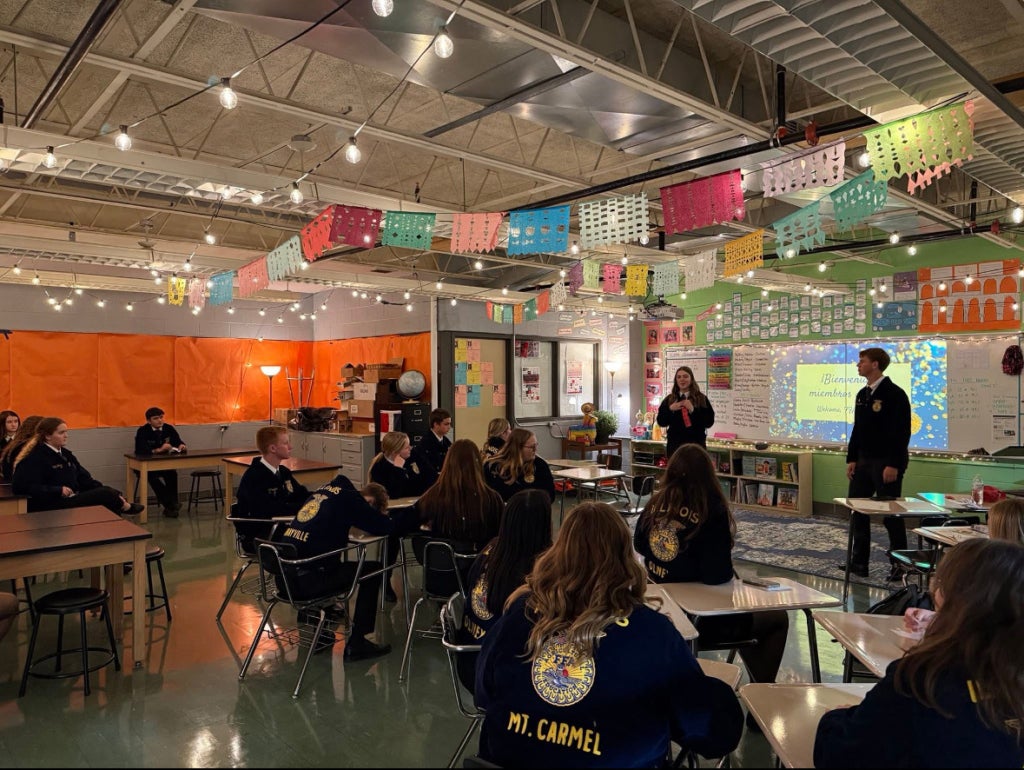 Kocher and Cycholl auction off leadership traits rather than livestock to see which team can make the most premier leader!