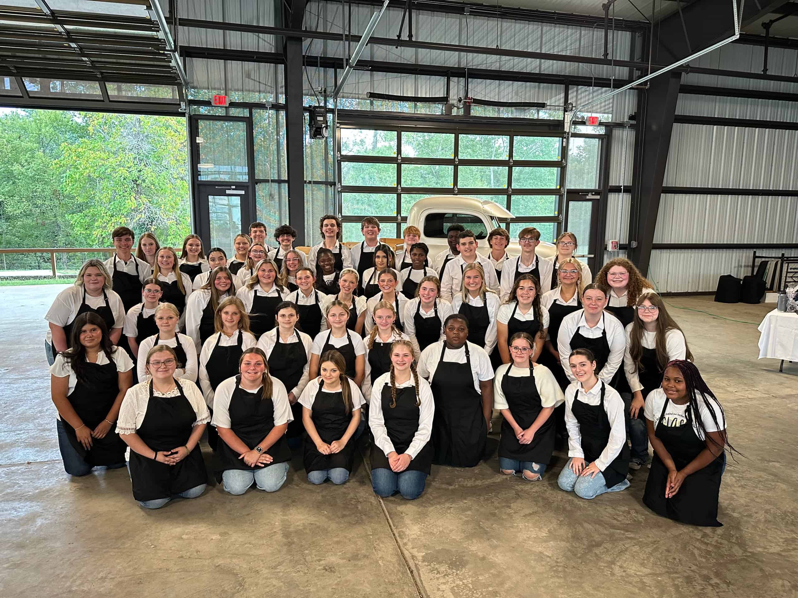 The Farm to Table volunteers.