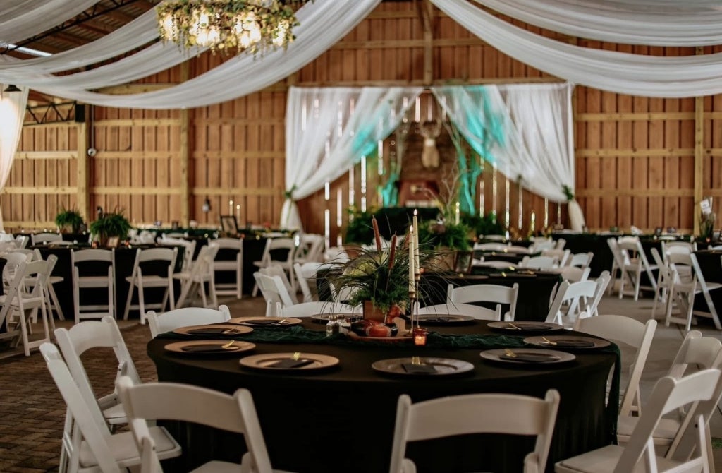 As the chapter celebrated the beautiful spirit of Old Florida, Sutton exceeded expectations at the 2025 awards banquet!