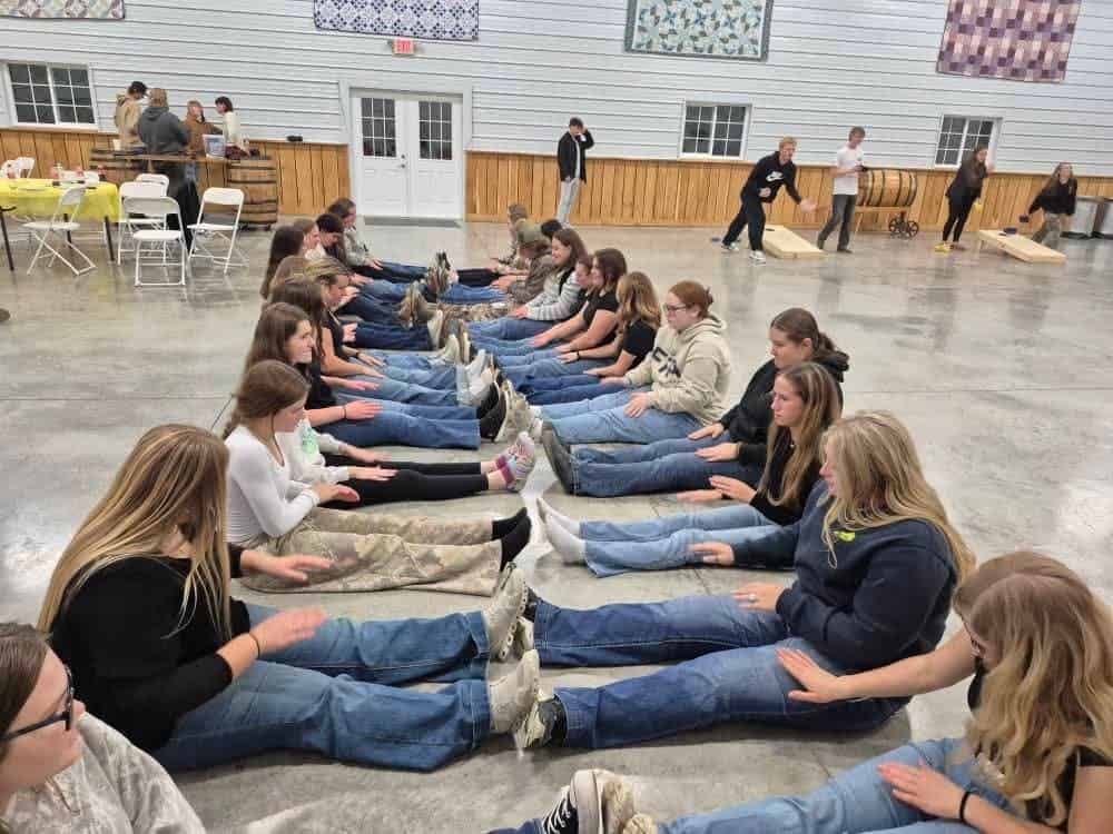 Simon Kenton and Scott FFA members dancing to “Fishin’ in the Dark.”