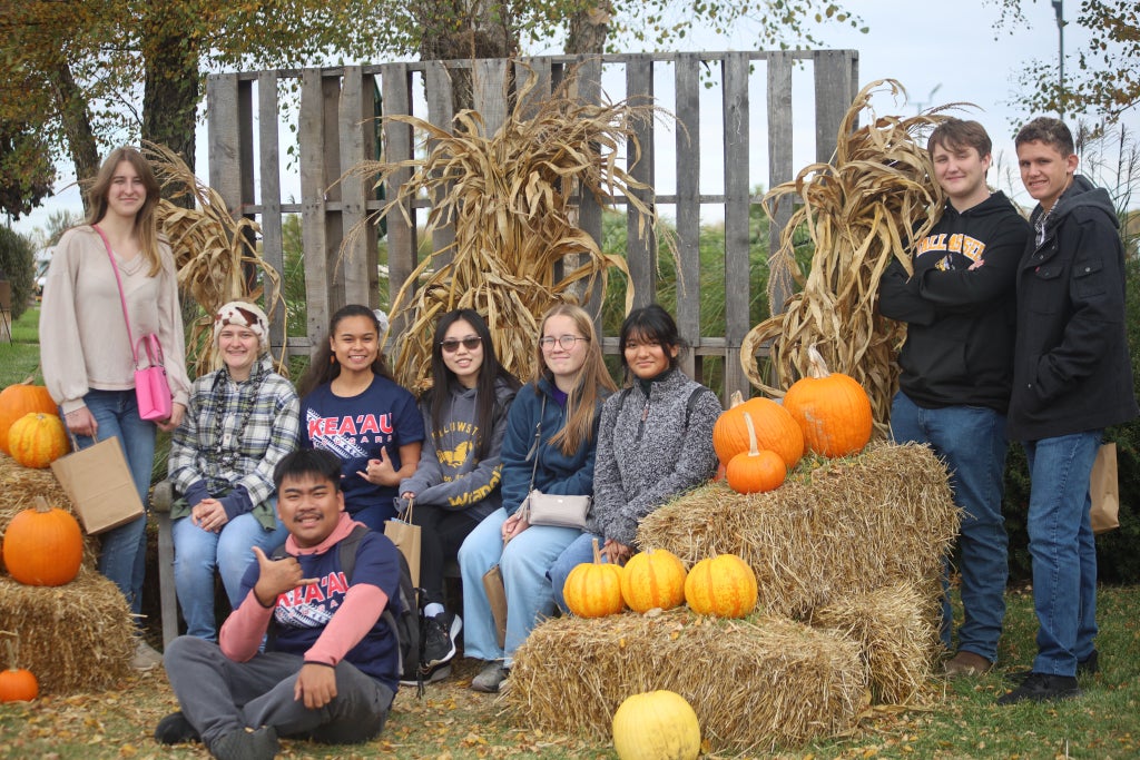 Group photo with Tallassee FFA at Fair Oaks Farms.