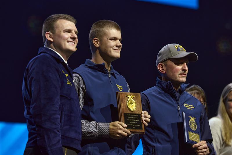 Oct-31 – Outstanding alumni and supporters