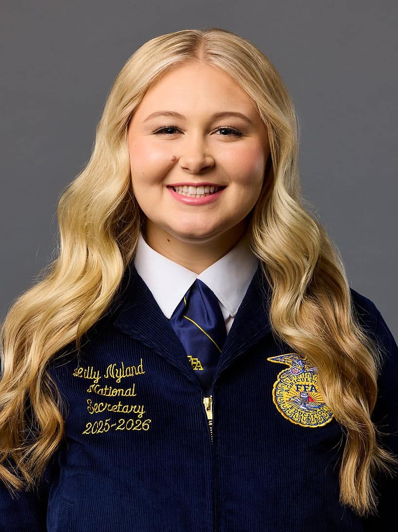 2025-2026 – NO – 02 – Headshot – Lilly Nyland