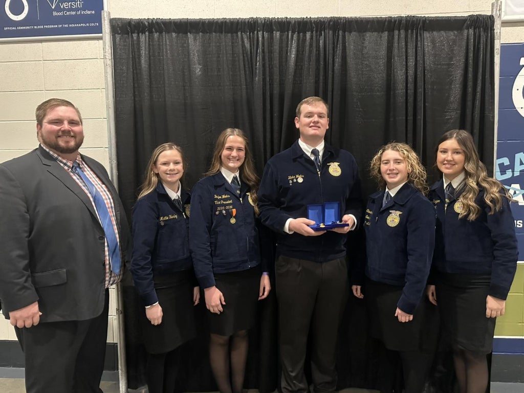 Johns at national convention with members after Blake Weeks won the national swine production proficiency award. Pictured left to right are Logan Johns, Mattie Hurley, Baylee Weeks, Blake Weeks, Stevie Buoy and Devyn Frazier.