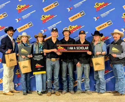 West Hardin Ag Mech celebrates their Grand Champion win.