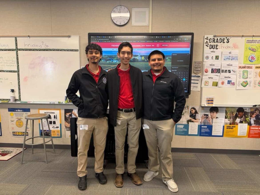 Alcaraz and fellow Fresno State agriculture students.
