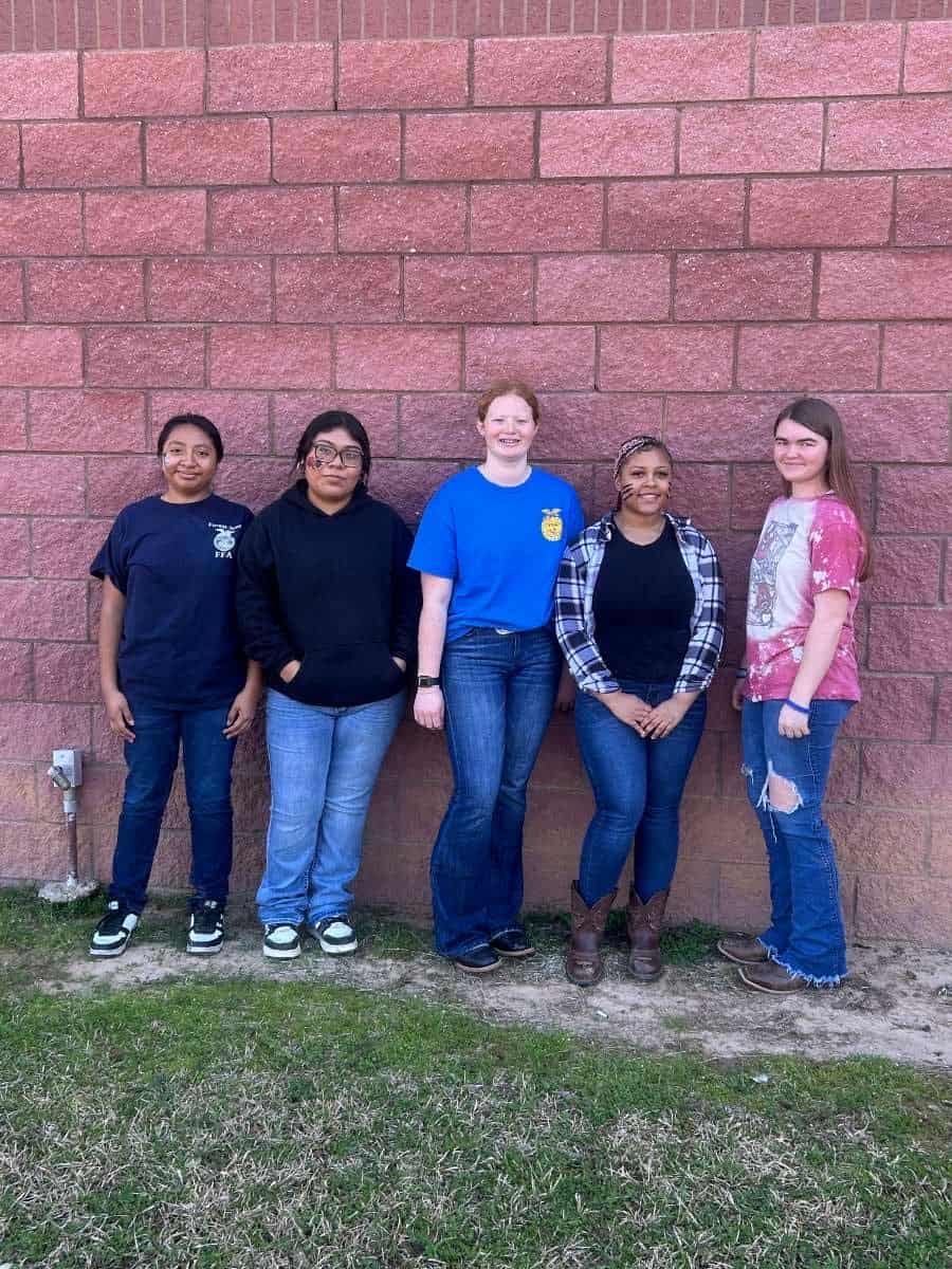 Forest-Scott FFA volunteers that spent the day giving and receiving from attendees at the Roundup.
