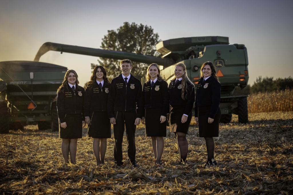 The 2025-26 Minnesota State Officer Team stands together in a field.