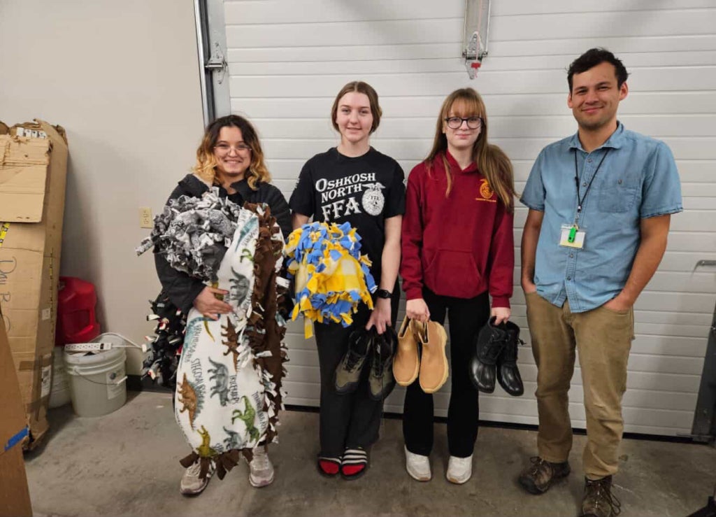 Oshkosh North FFA is Living to Serve!