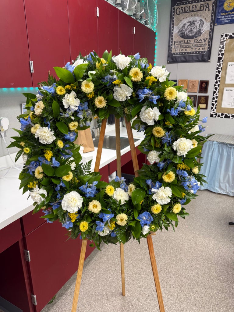 Finished result of the memorial wreath.