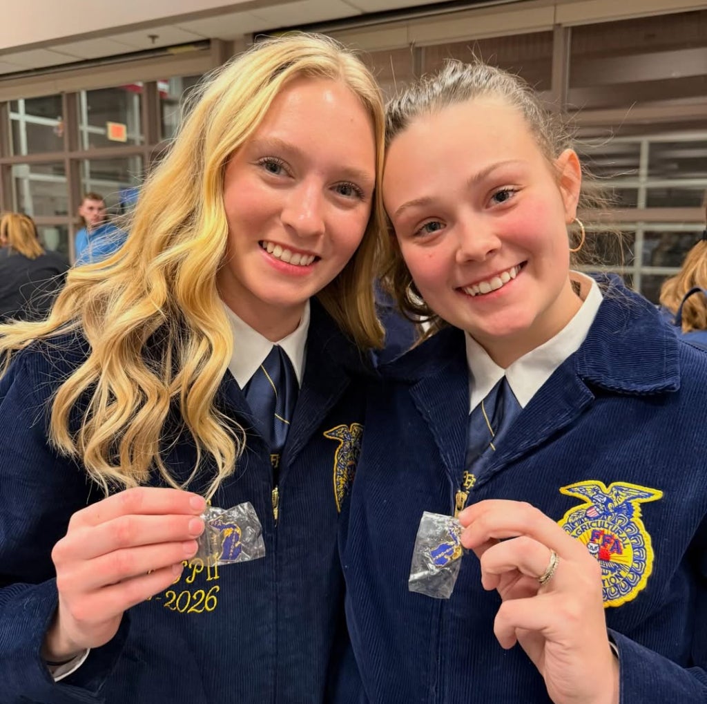Brinsley Roetman (left) and Emma Mazurek (right).