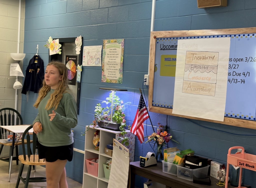 McKenzie Wilson leading a workshop at a chapter meeting.