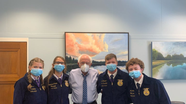 Senator Bernie Sanders meets with State Officers