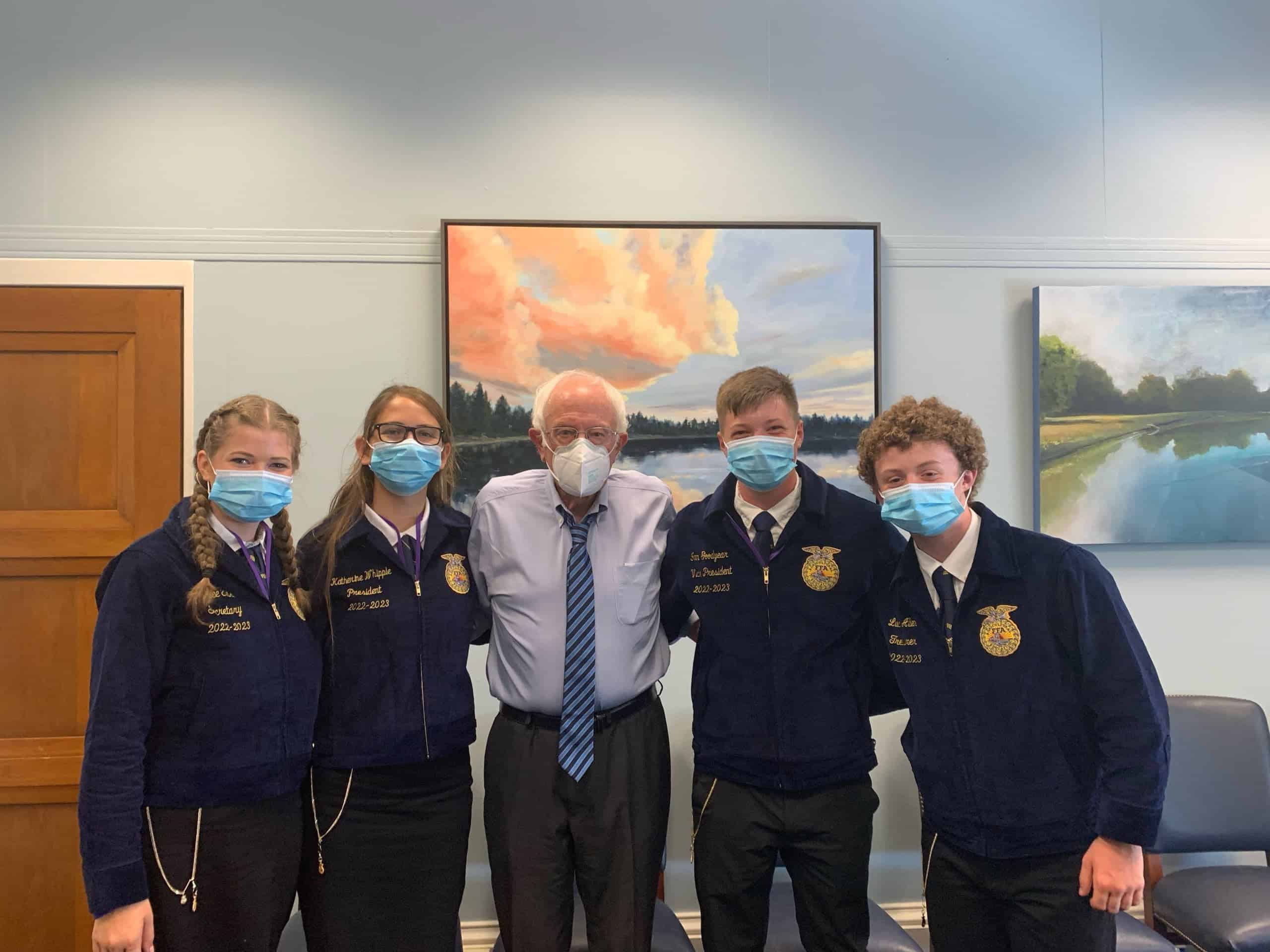 Senator Bernie Sanders meets with State Officers